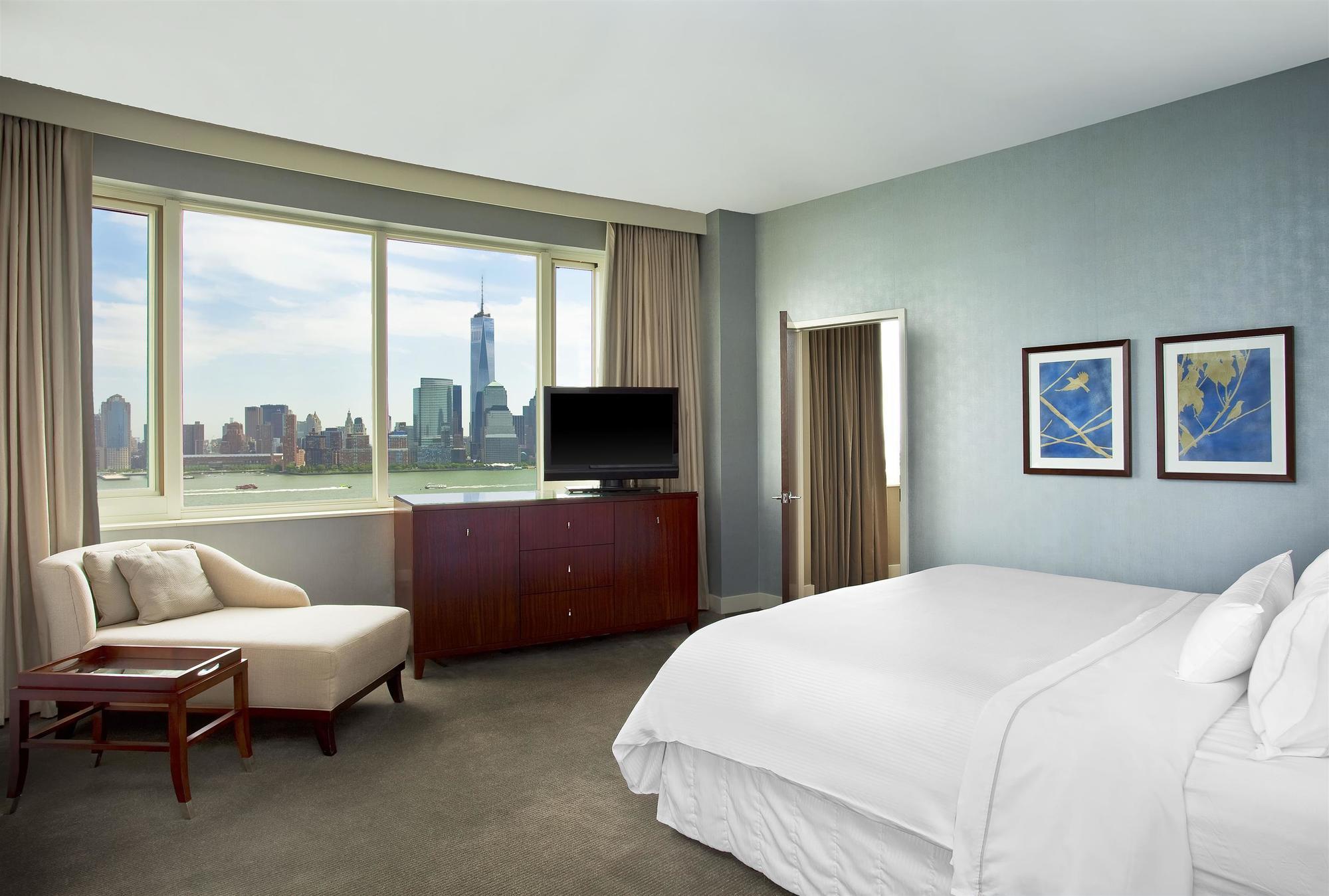 The Westin Jersey Newport 4*